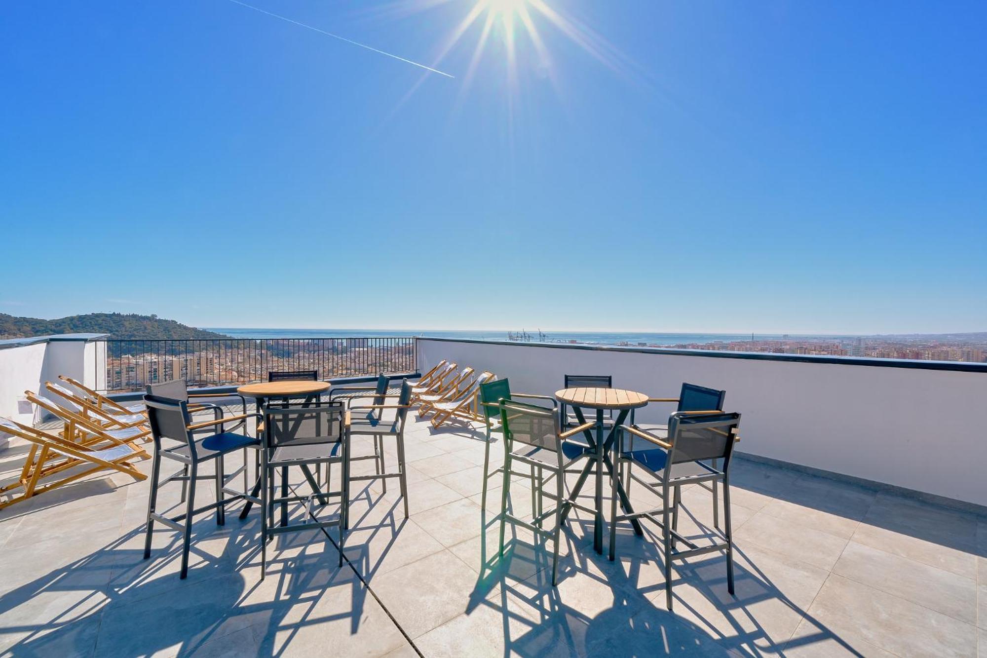 Sky Tower By Lovely Apartment Malaga