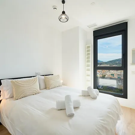 Sky Tower By Lovely Rentals Malaga Exterior photo